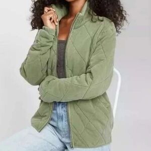 Wild Fable Women’s Quilted Olive Green Jacket, small, cute!